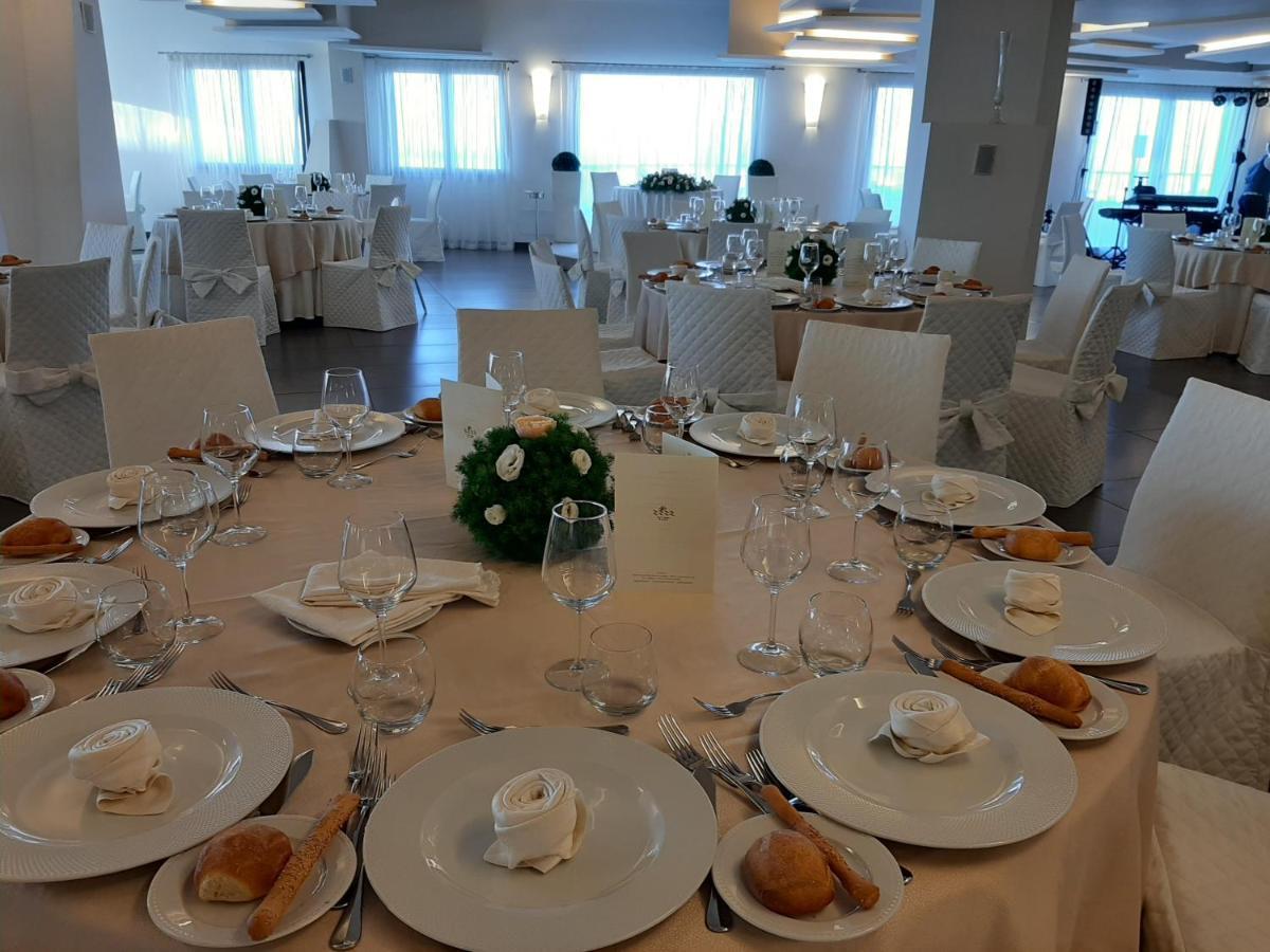 Tus'Hotel กาสเตล ดิ ตูซา ภายนอก รูปภาพ