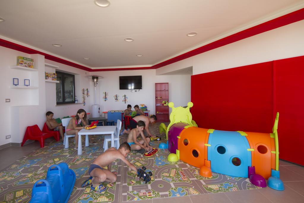 Tus'Hotel กาสเตล ดิ ตูซา ภายนอก รูปภาพ
